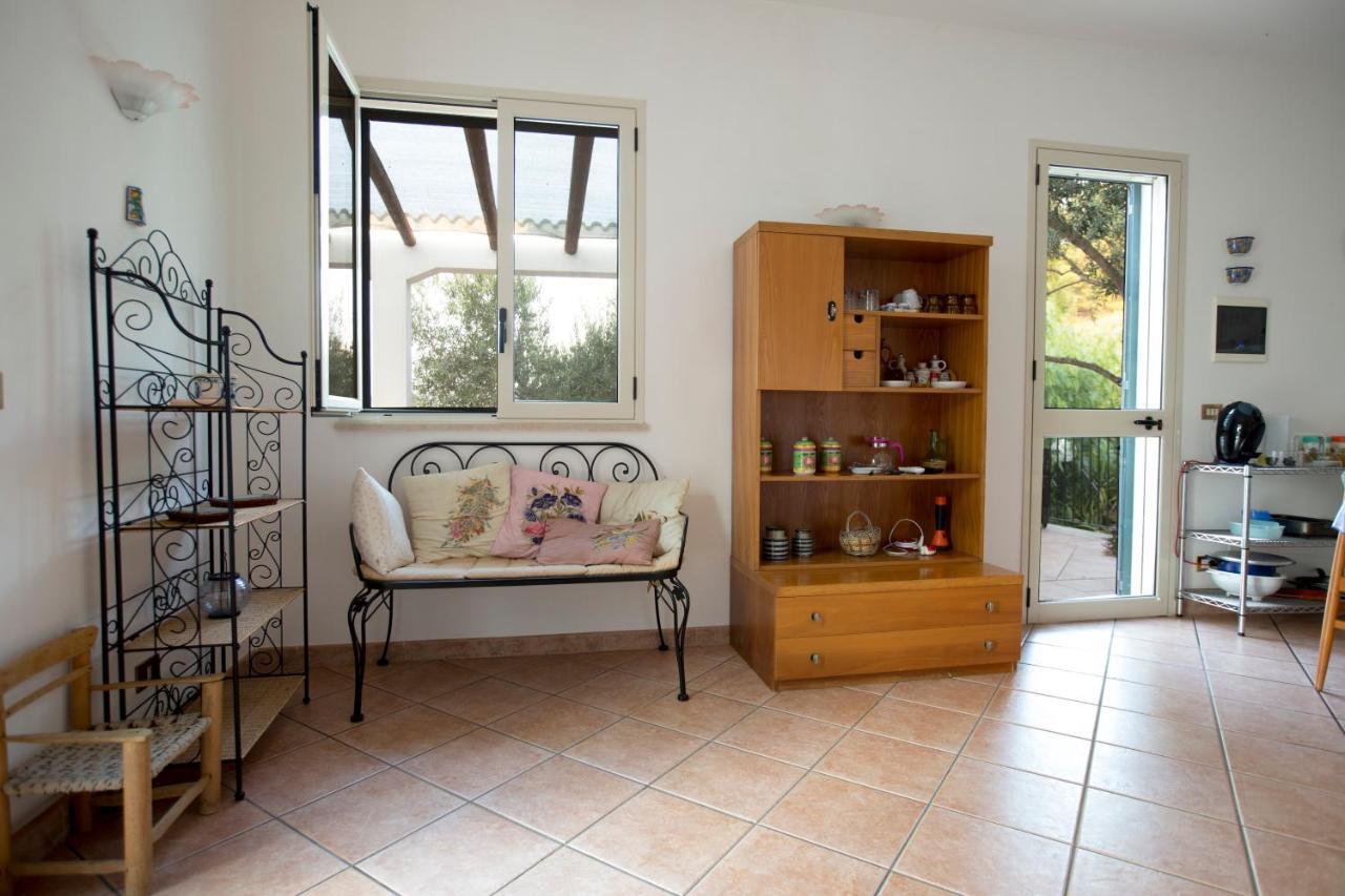 Villa Nadia Con Splendida Vista Mare กัสเตลลัมมาเร เดล โกลโฟ ภายนอก รูปภาพ